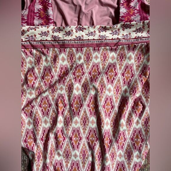 Women’s Faherty Gracie Large Pink and White Patterned One Piece Swimsuit - Picture 7 of 10